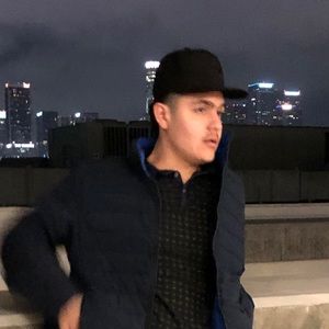 Meet your Posher, Cesare